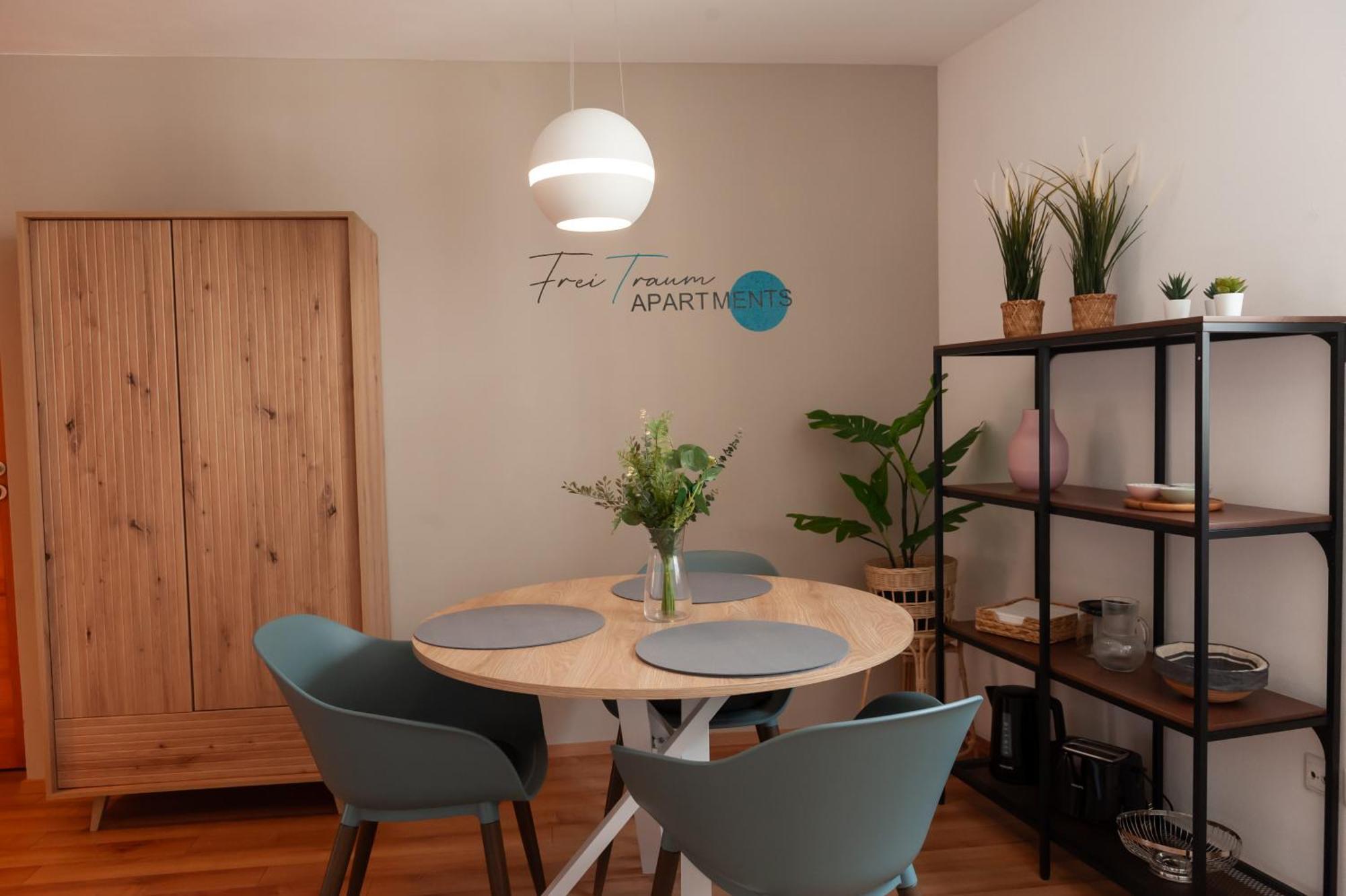 Freitraum Apartments No3 City Mit Eigenem Garten باد نيوشتاد أن دير سال المظهر الخارجي الصورة